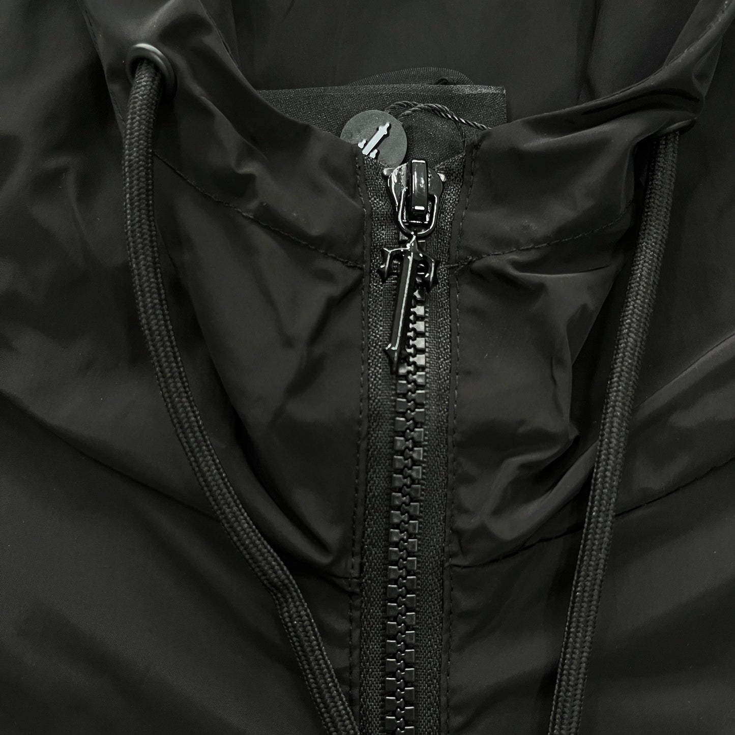 TS Irongate Windbreaker-Infrared